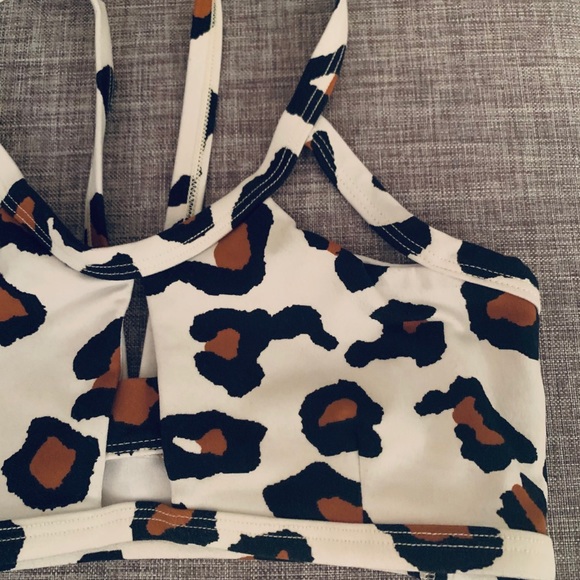 Bombshell sportswear - Picture 6 of 7